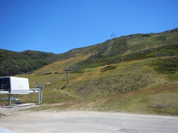 VicMountainsFallsSki